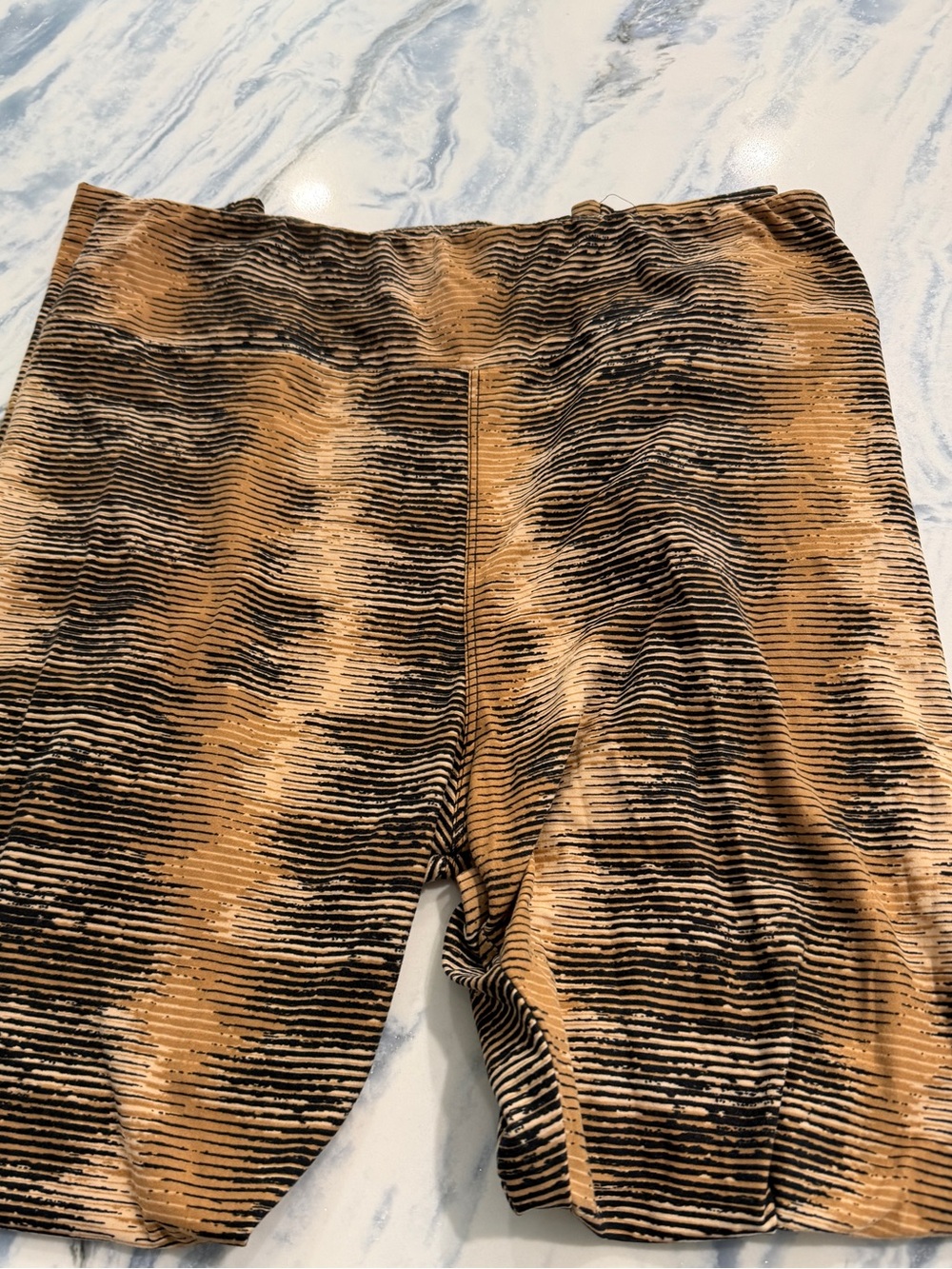Lularoe Tiger Stripe TC Buttersoft Leggings